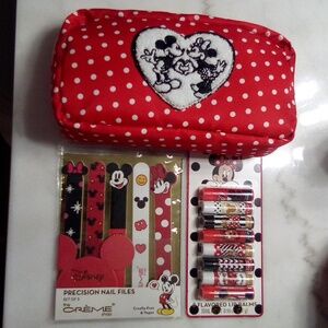 Minnie Mouse 14 Pc. Cosmetic Bag (Great Gift)